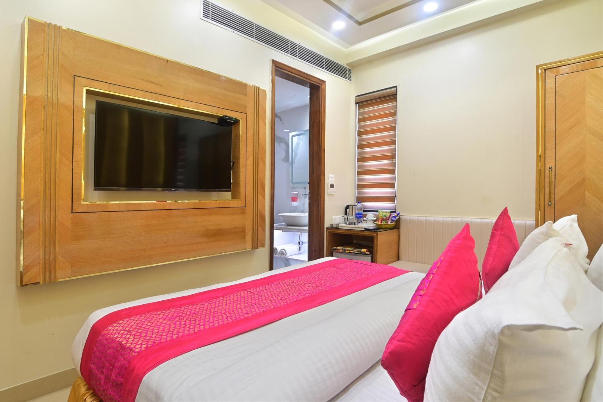 Hotel Gold Palace - 03 Mins Walk From New Delhi Railway Station Luaran gambar