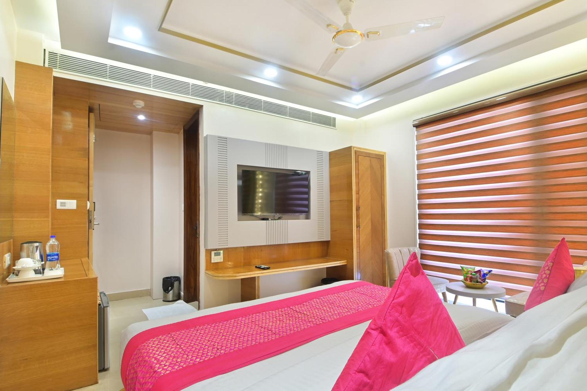 Hotel Gold Palace - 03 Mins Walk From New Delhi Railway Station Luaran gambar